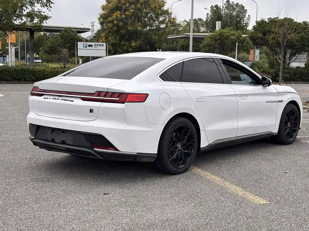 BYD Han — миниатюра 12