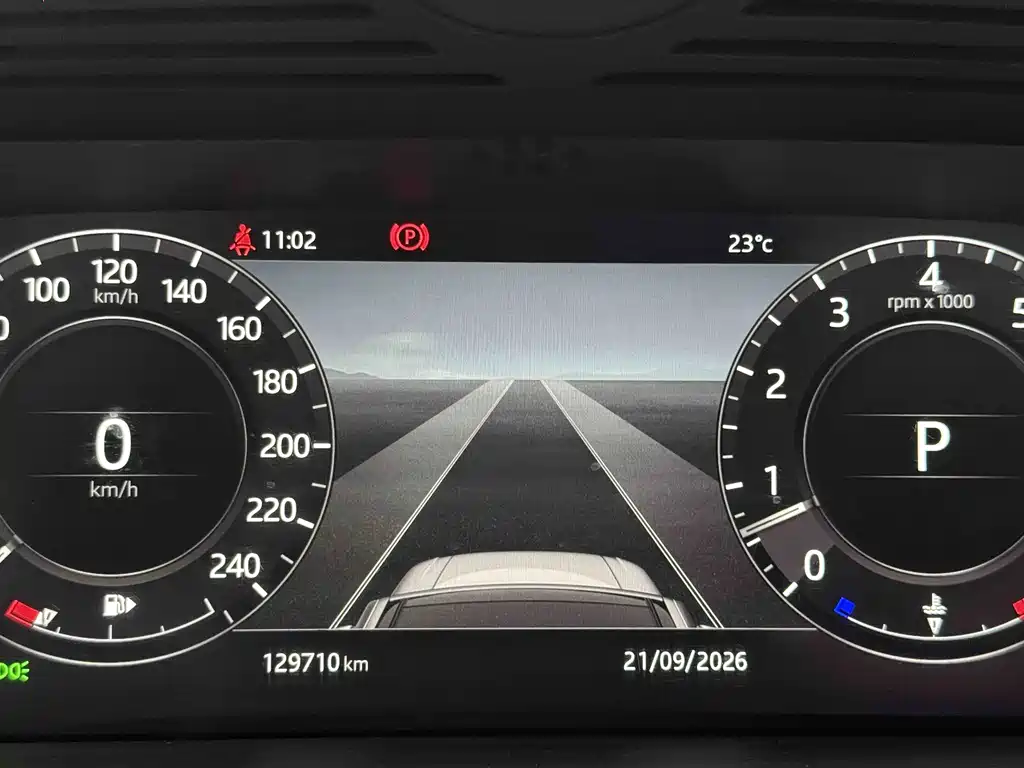 Land Rover Range Rover — миниатюра 7