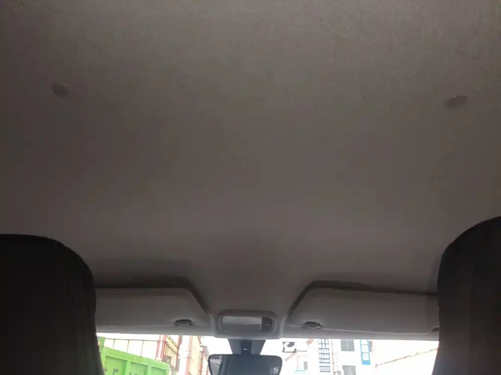 Wuling MINIEV — миниатюра 18