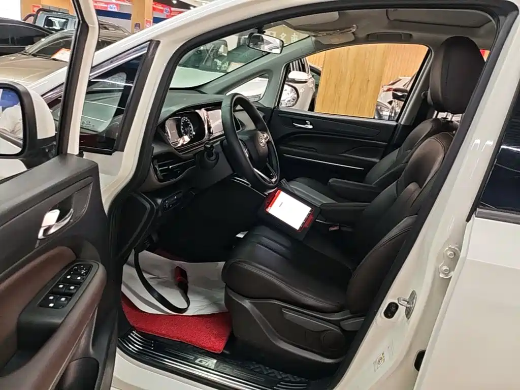 GAC Motor Trumpchi M6 — миниатюра 16