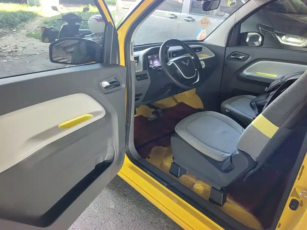 Wuling MINIEV — миниатюра 16