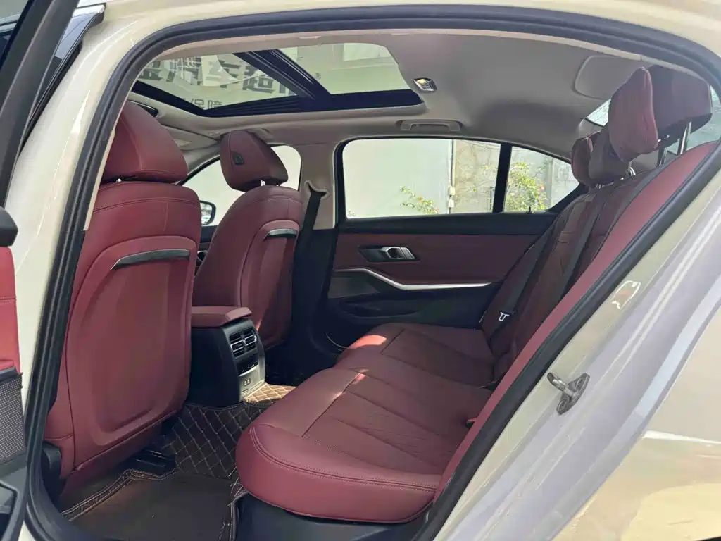 BMW 3 Series — миниатюра 44