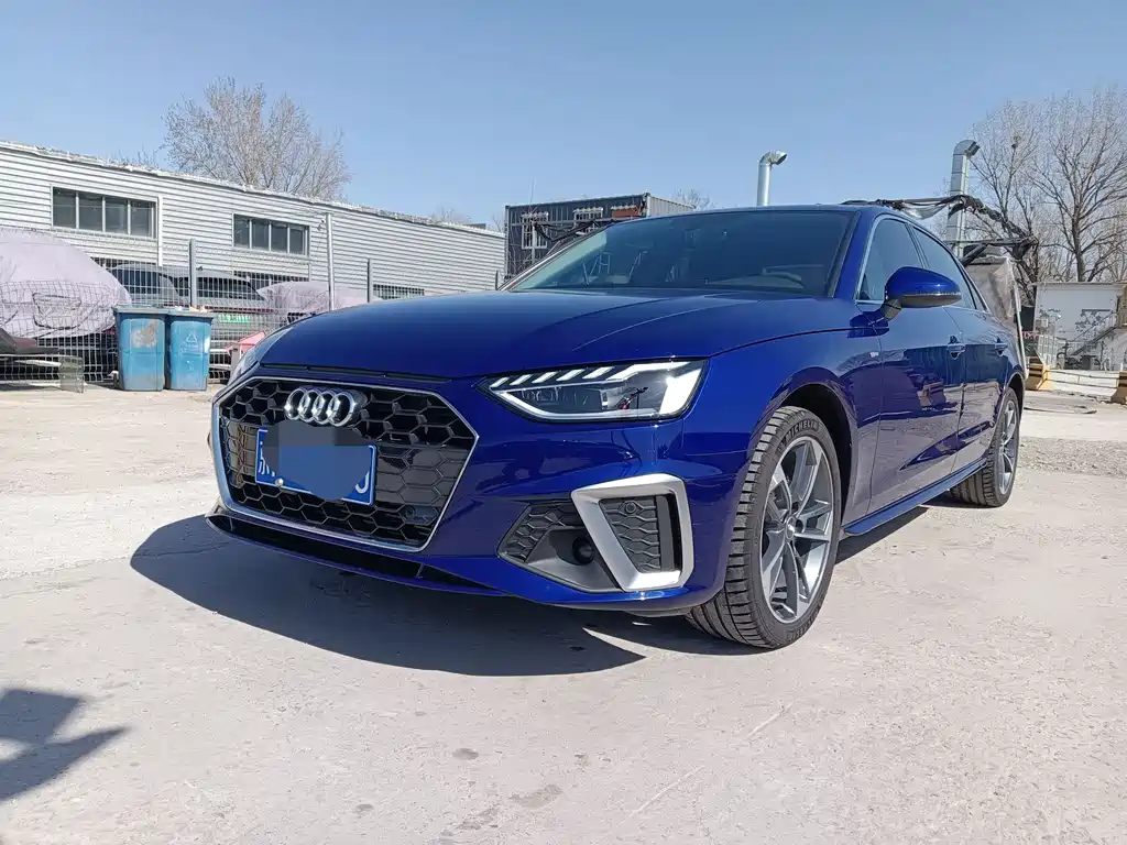 Audi A4L 2021