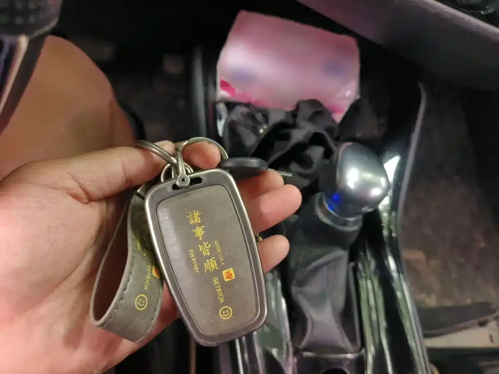 Toyota IZOA — миниатюра 12