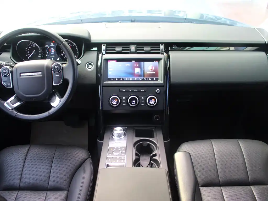 Land Rover Discovery 2018 3.0 SC V6 SE