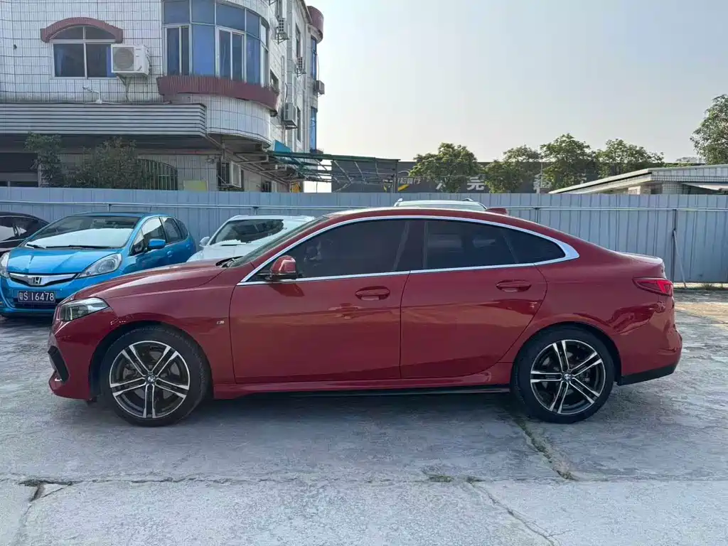 BMW 2 Series (Import) — миниатюра 5