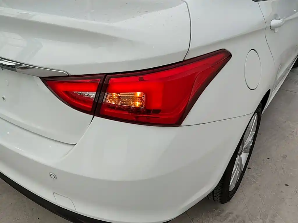 Chery Arrizo 5 — миниатюра 8