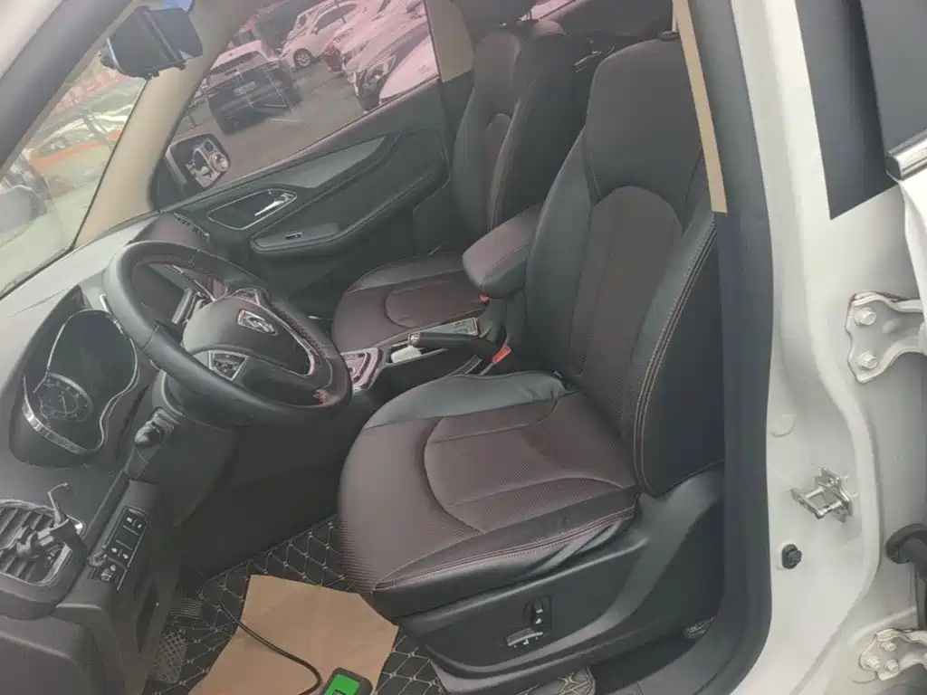 Baojun 560 — миниатюра 15
