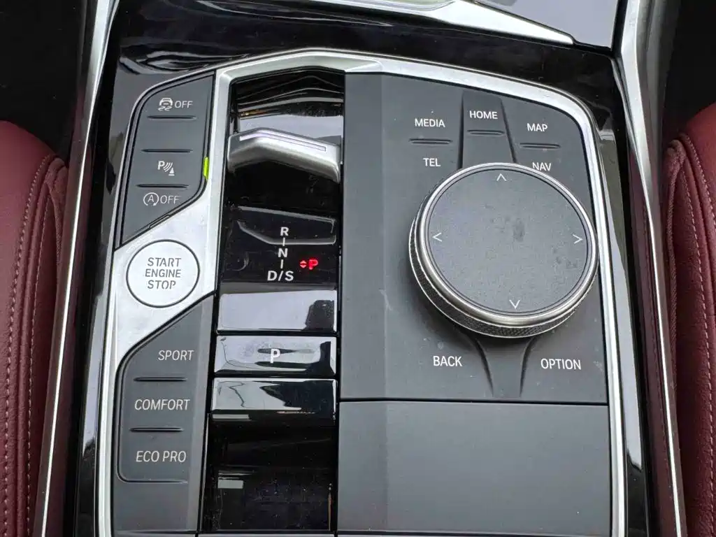 BMW 3 Series — миниатюра 50