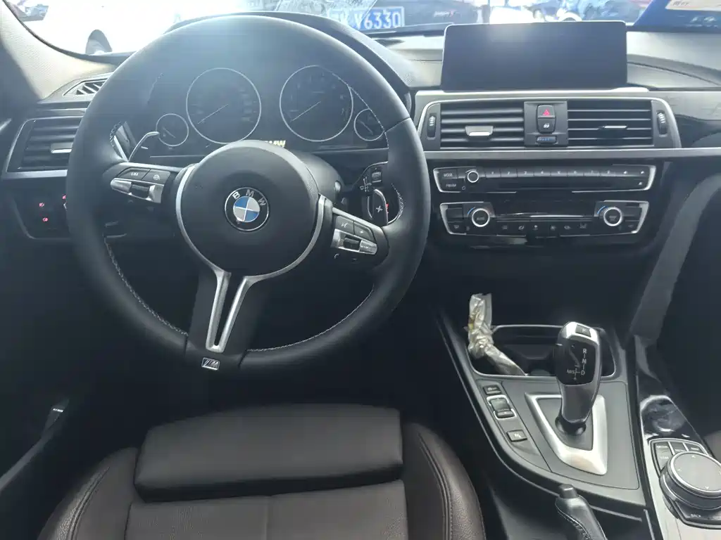 BMW 3 Series — миниатюра 6