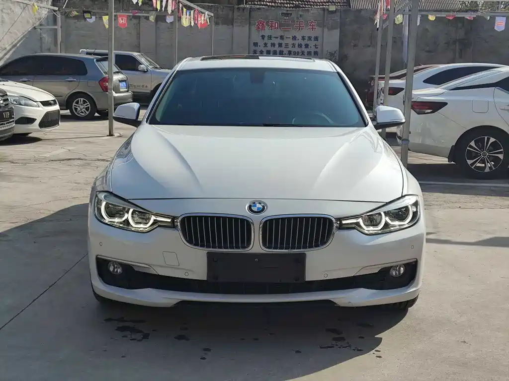 BMW 3 SERIES