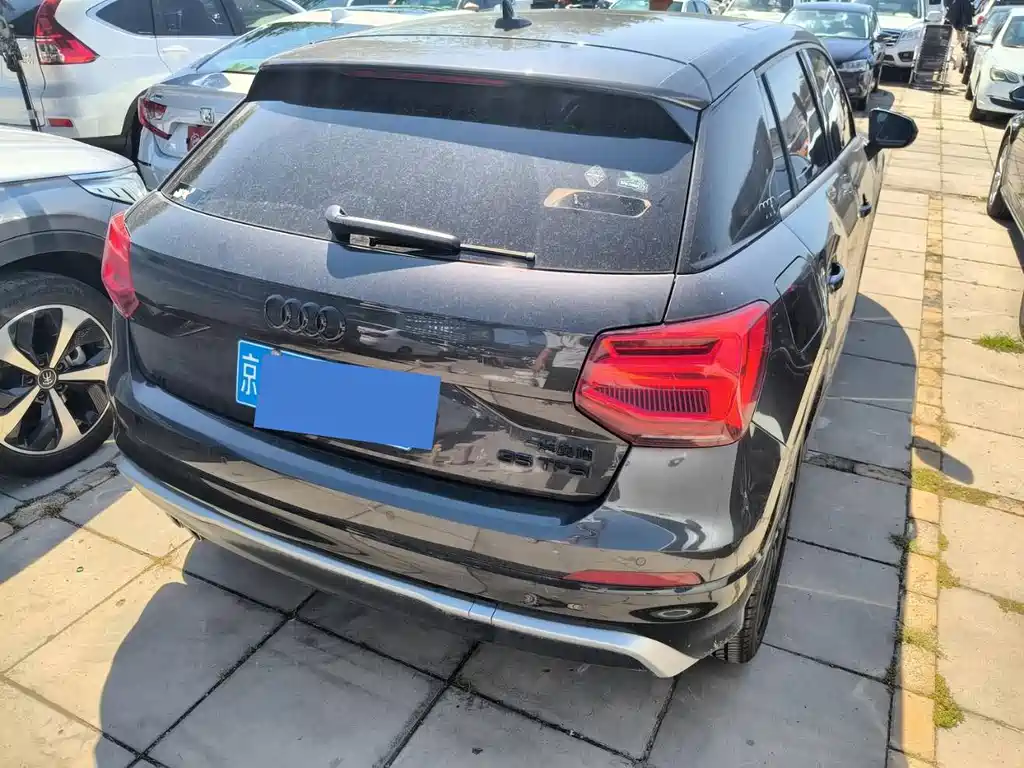 Audi Q2L — миниатюра 6