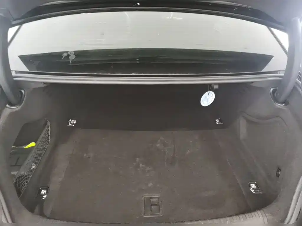 Audi A6L — миниатюра 24