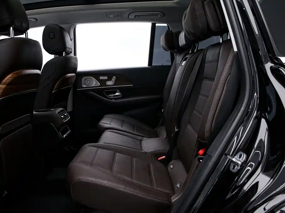 Mercedes-Benz GLS — миниатюра 17