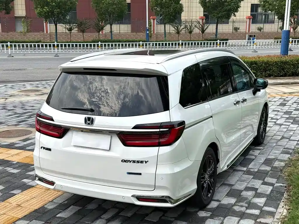 Honda Odyssey — миниатюра 3