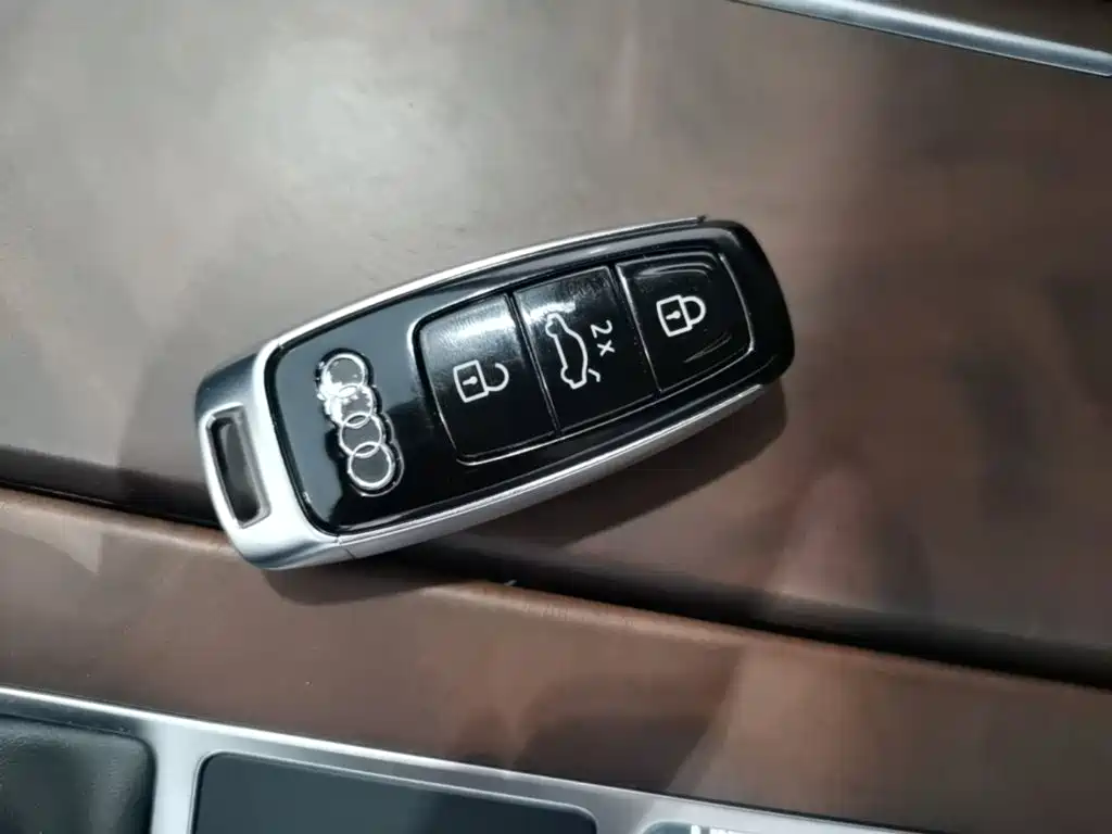 Audi A6L — миниатюра 13