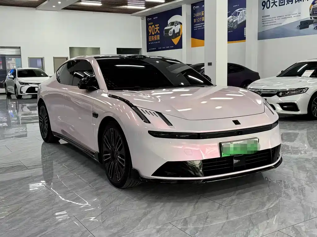 Lynk & Co 10 — миниатюра 3