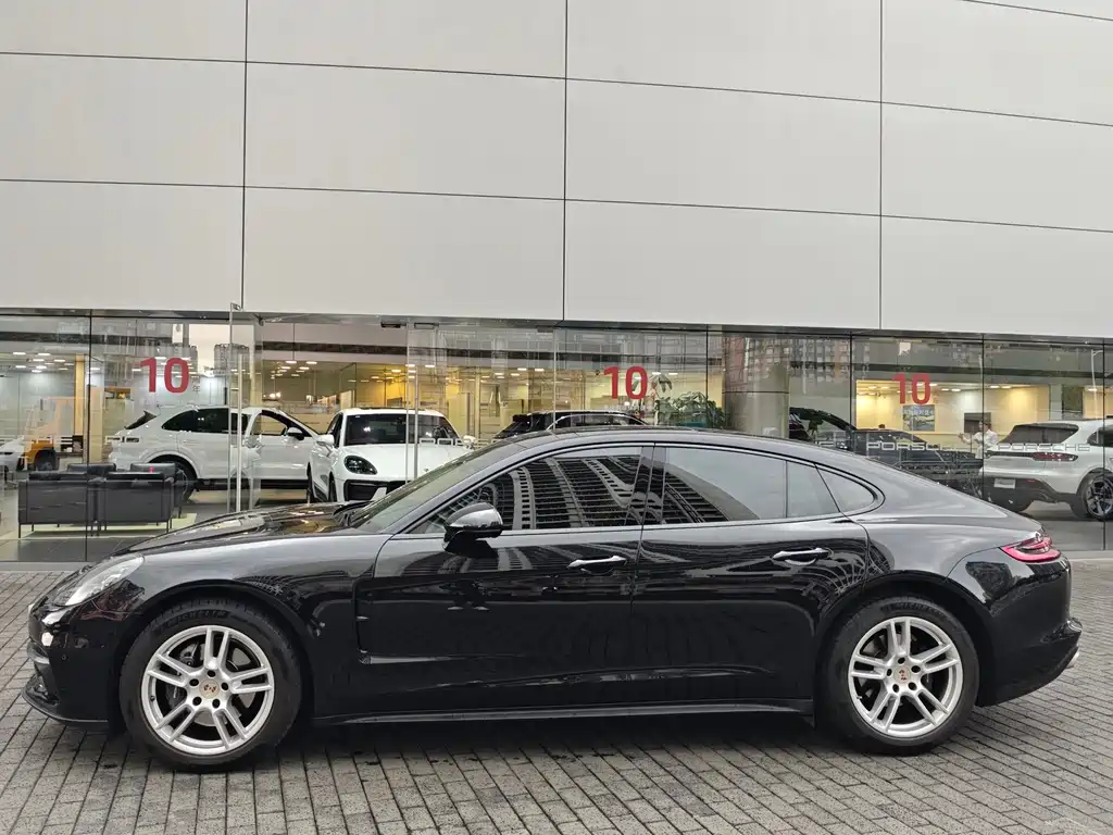 Porsche Panamera — миниатюра 9