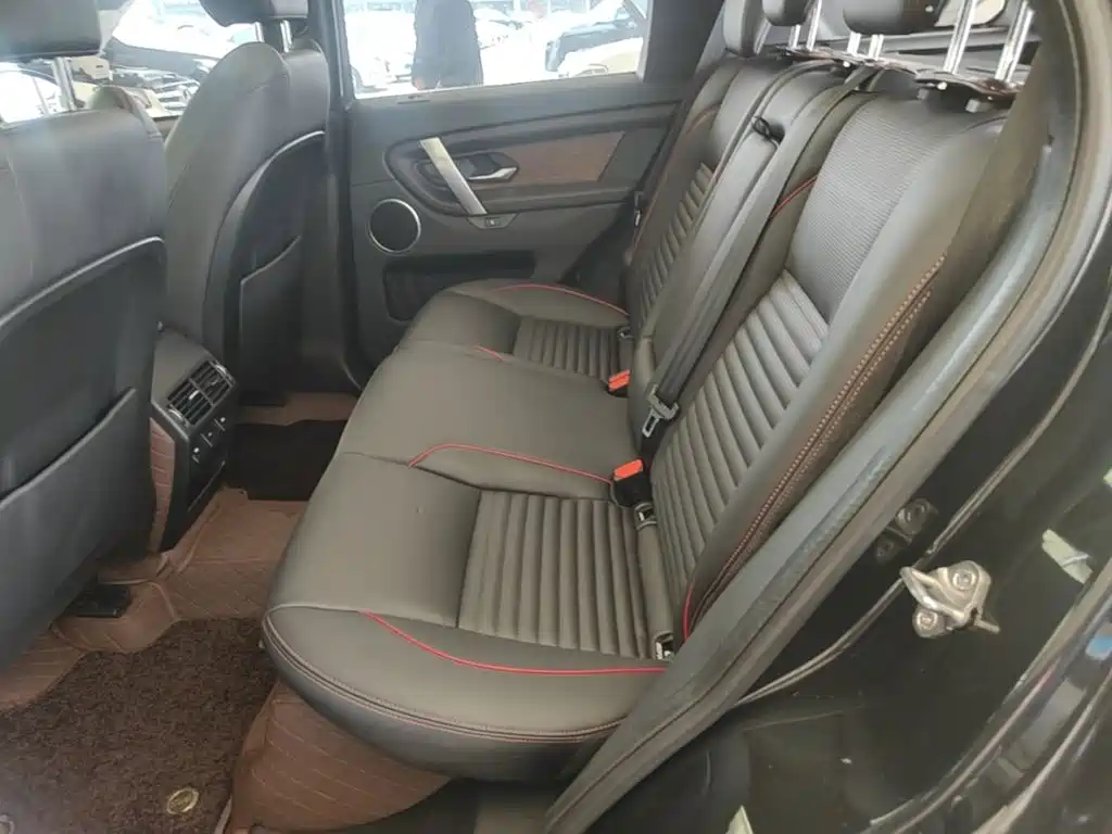 Land Rover Discovery Sport — миниатюра 17