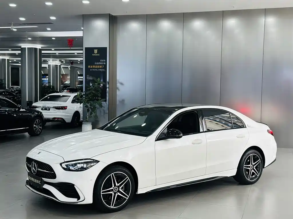 Mercedes-Benz C-Class 2024