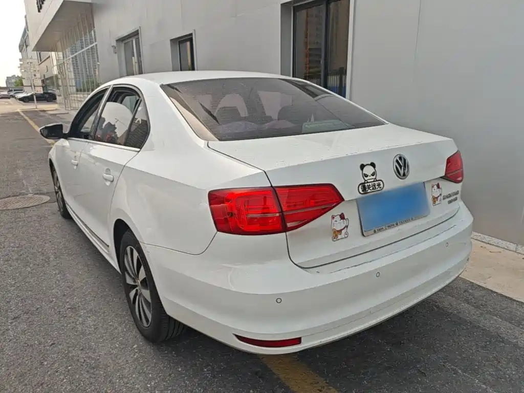 Volkswagen Sagitar — миниатюра 5