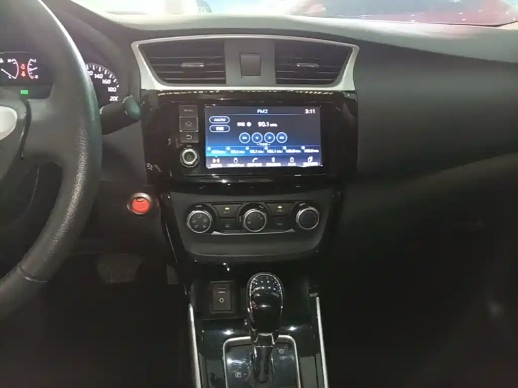 Nissan Sylphy — миниатюра 13