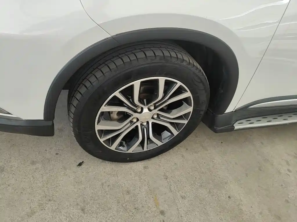 Mitsubishi Outlander — миниатюра 23