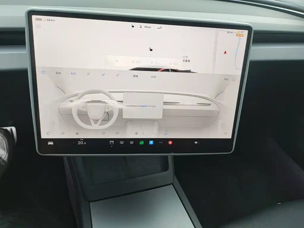 Tesla Model 3 — миниатюра 13