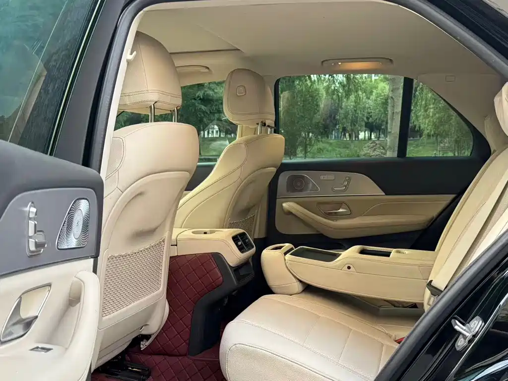 Mercedes-Benz GLE (Import) — миниатюра 6