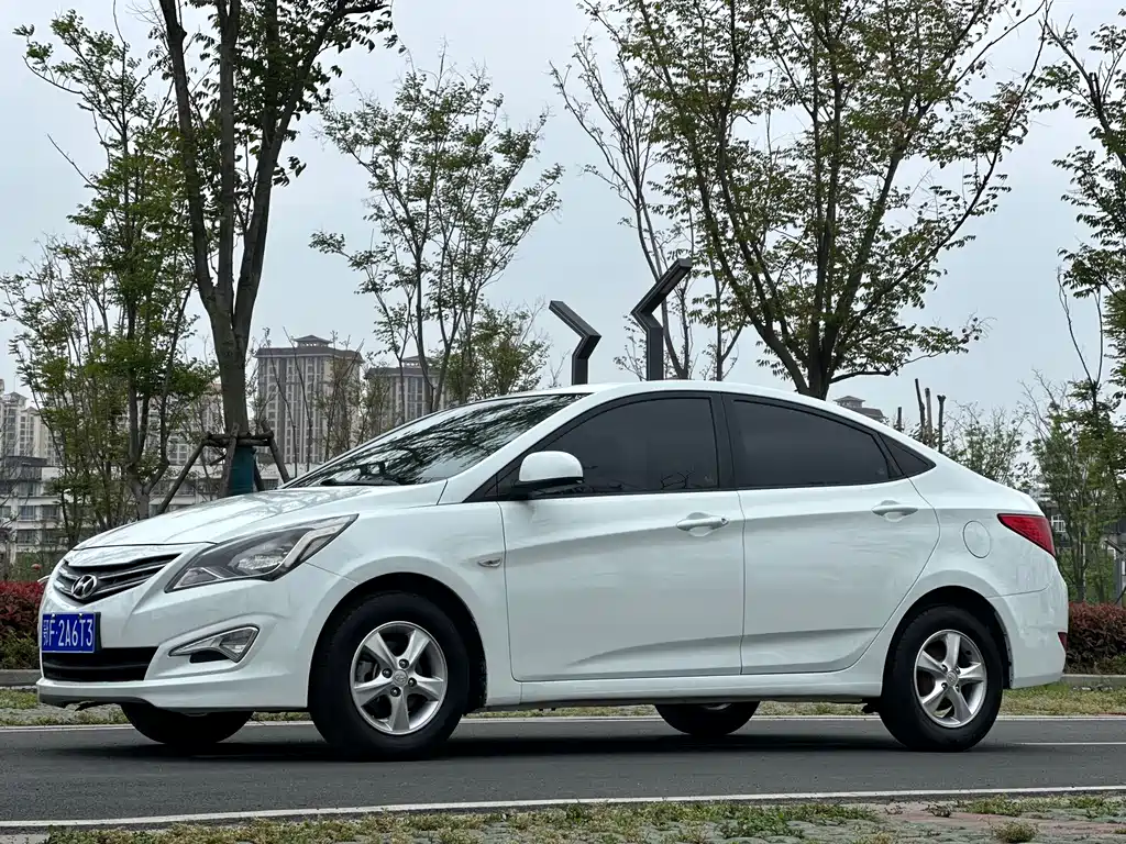 Hyundai Verna 2014