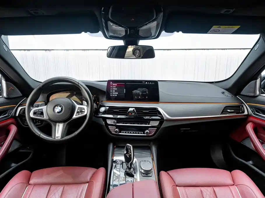 BMW 5 Series — миниатюра 15