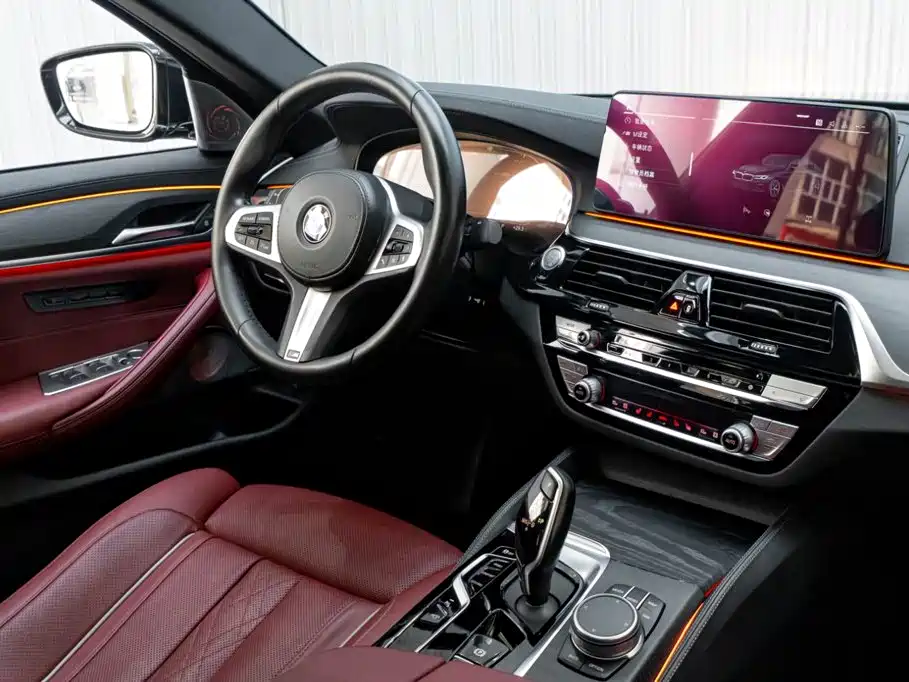 BMW 5 Series — миниатюра 27