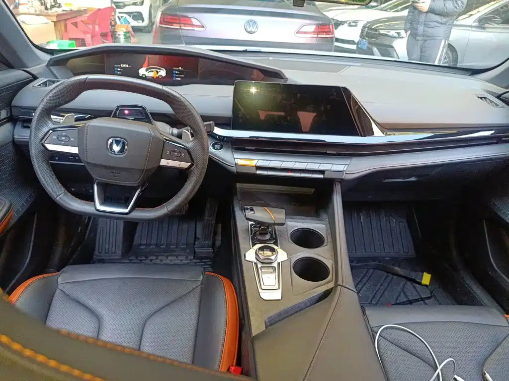 Changan UNI-V — миниатюра 10