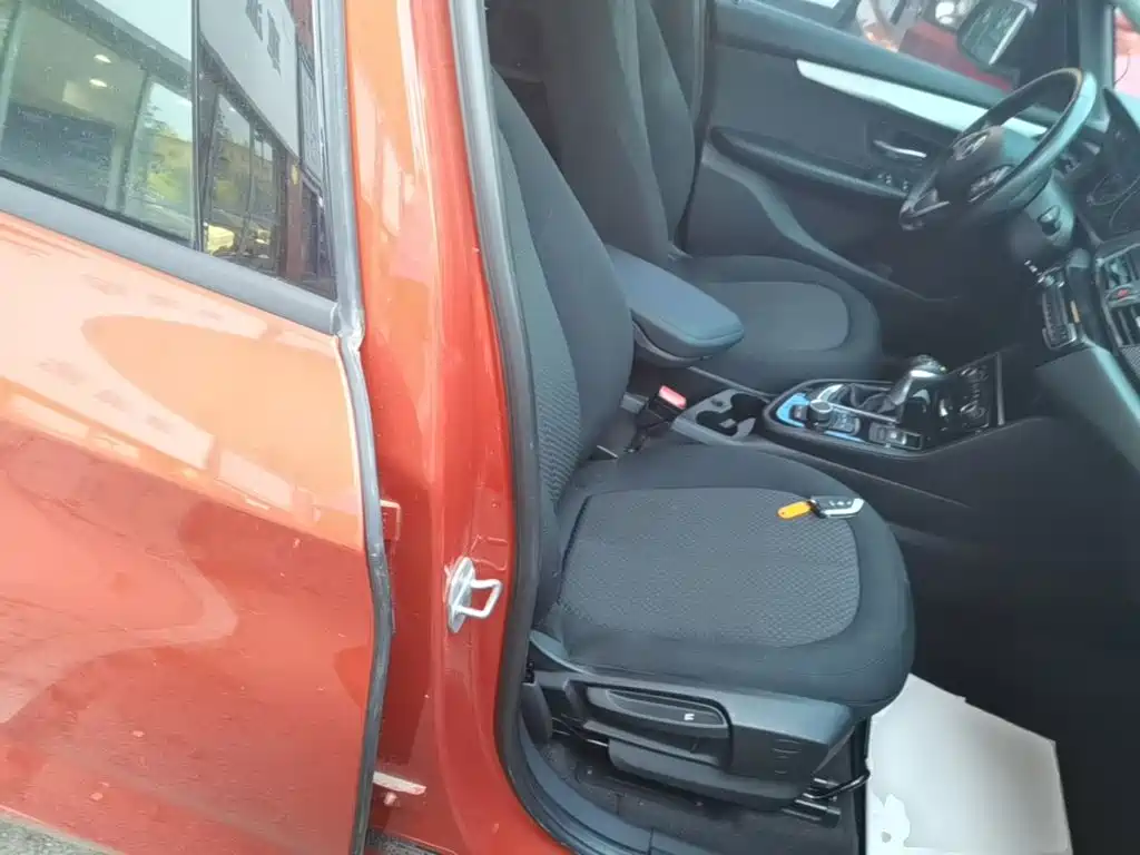 BMW 2 Series Active Tourer — миниатюра 25