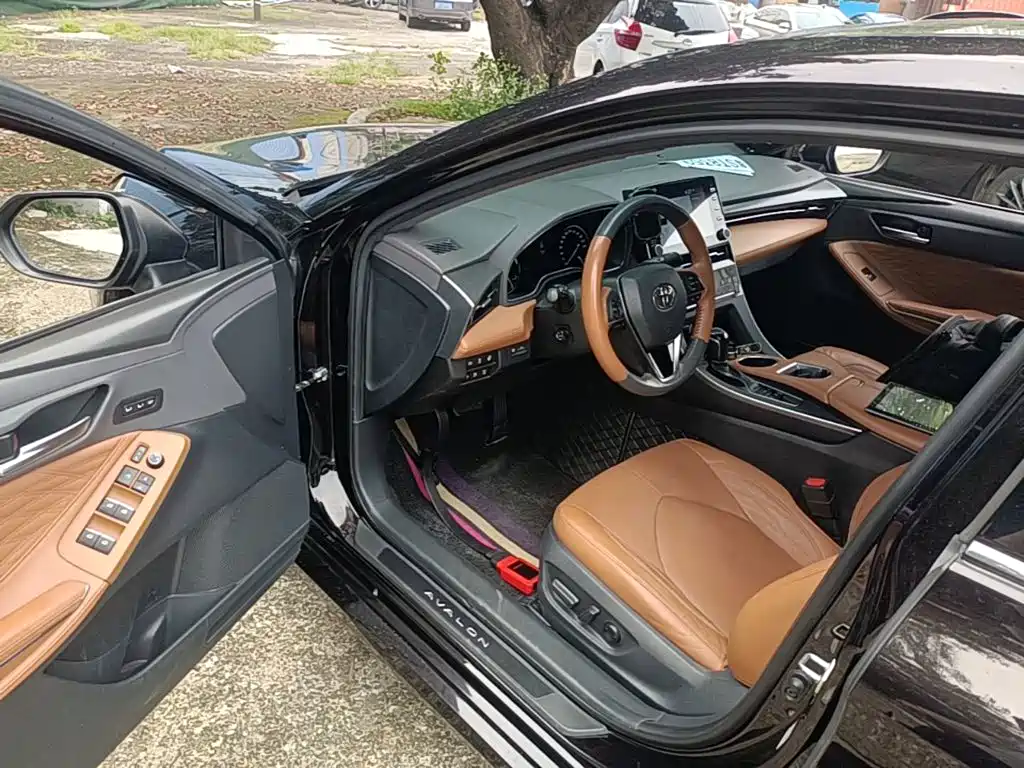 Toyota Avalon — миниатюра 16