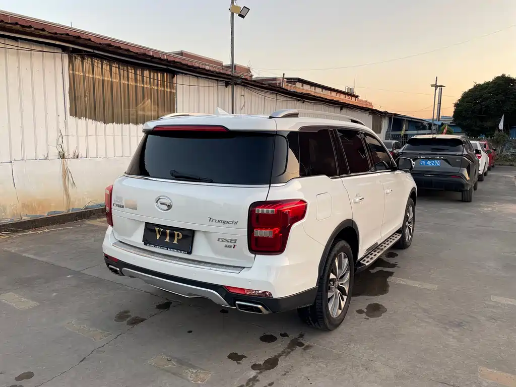GAC TRUMPCHI GS8