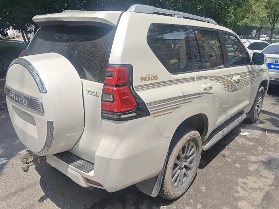 Toyota Land Cruiser Prado 03 4.0L AT