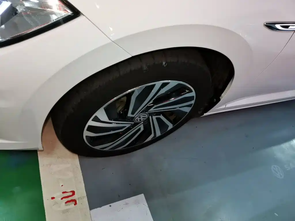 Volkswagen Sagitar — миниатюра 23