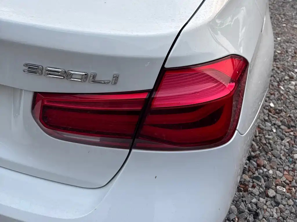 BMW 3 Series — миниатюра 6