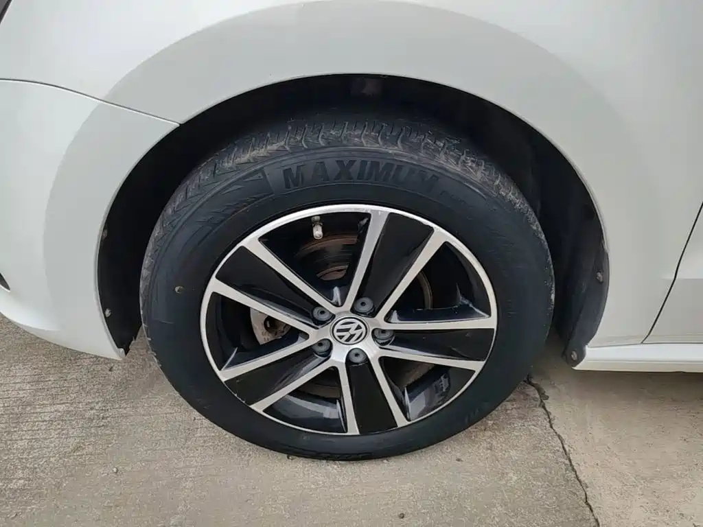 Volkswagen Polo — миниатюра 23