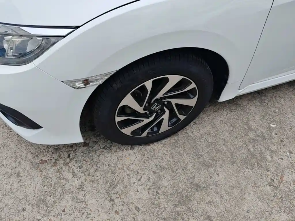 Honda Civic — миниатюра 23