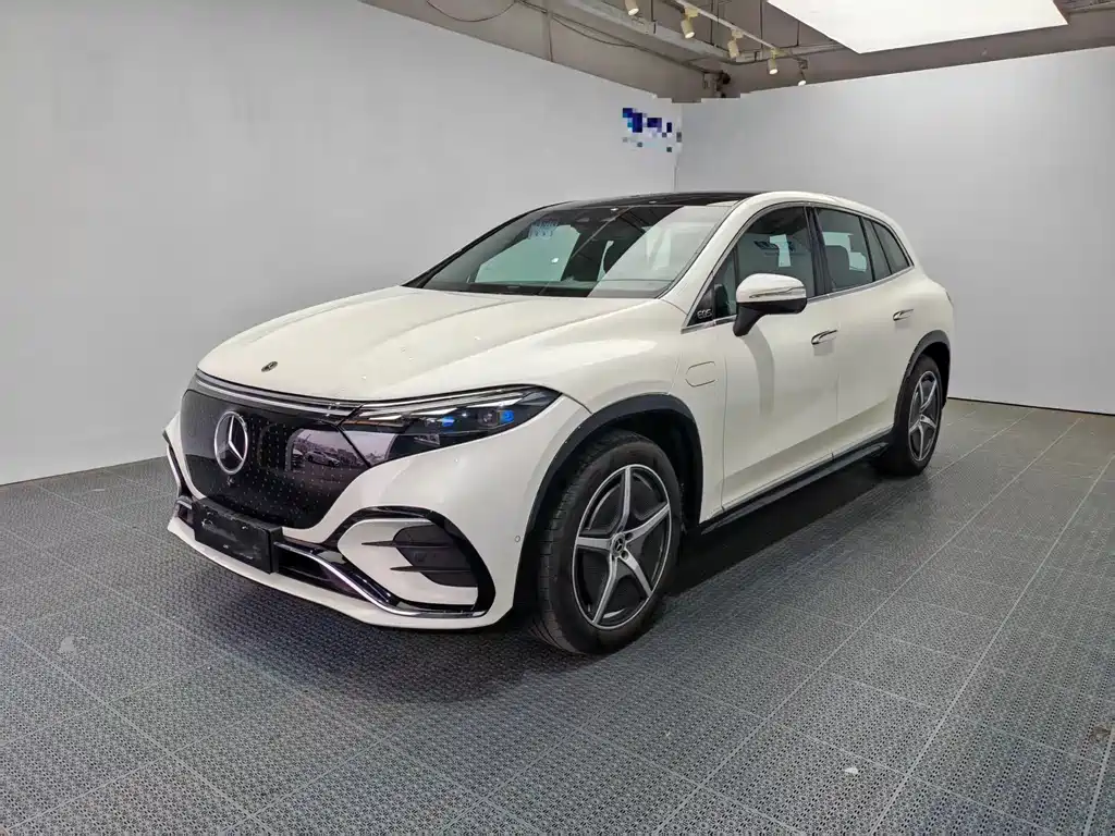 Mercedes-Benz EQS SUV 2025