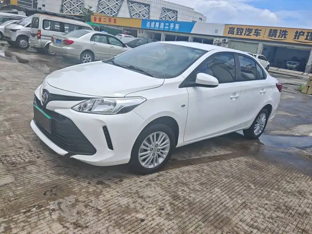Toyota Vios — миниатюра 2