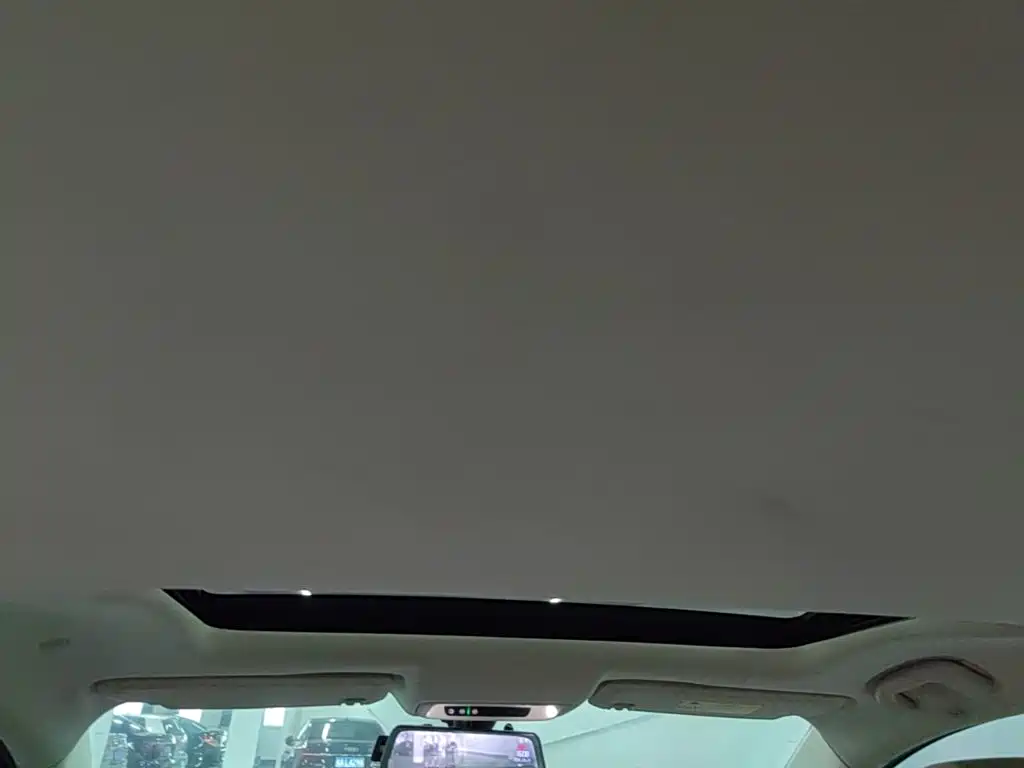 Buick LaCrosse — миниатюра 18