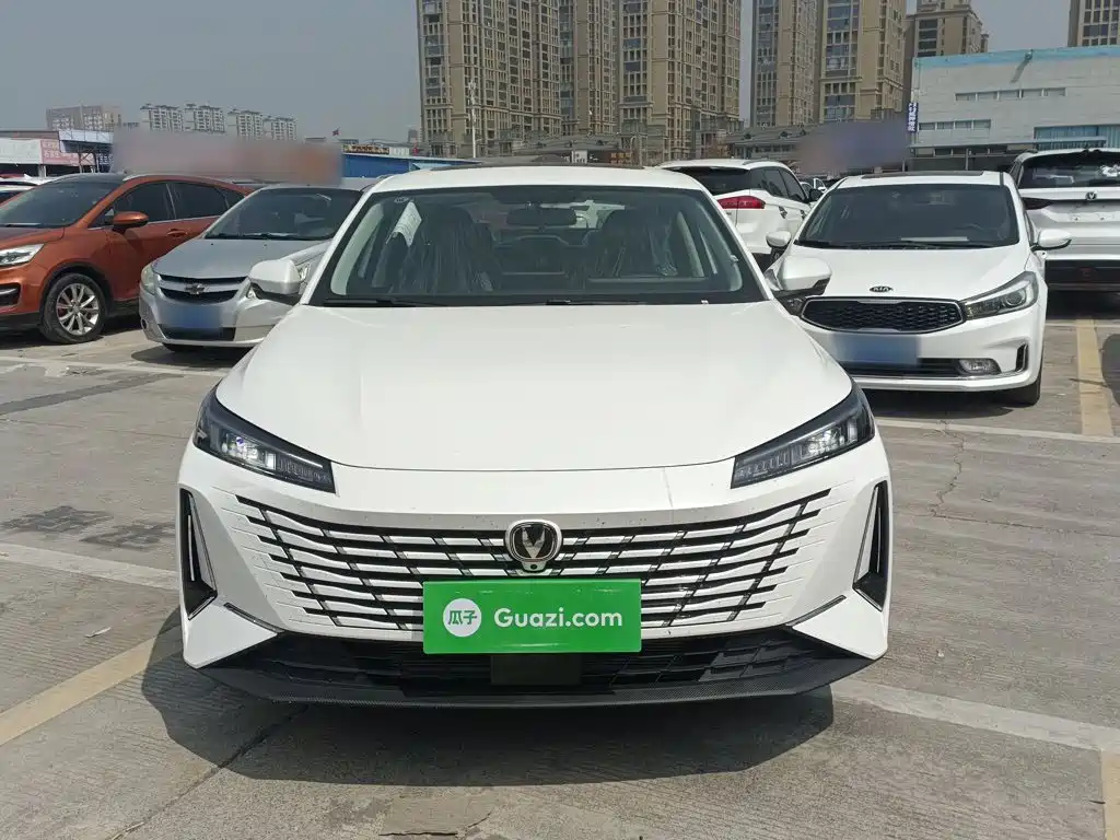 Changan Eado — миниатюра 3