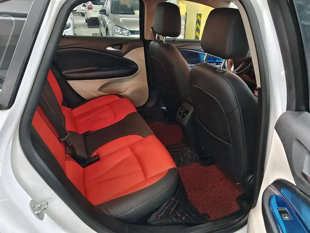 Buick Verano — миниатюра 11