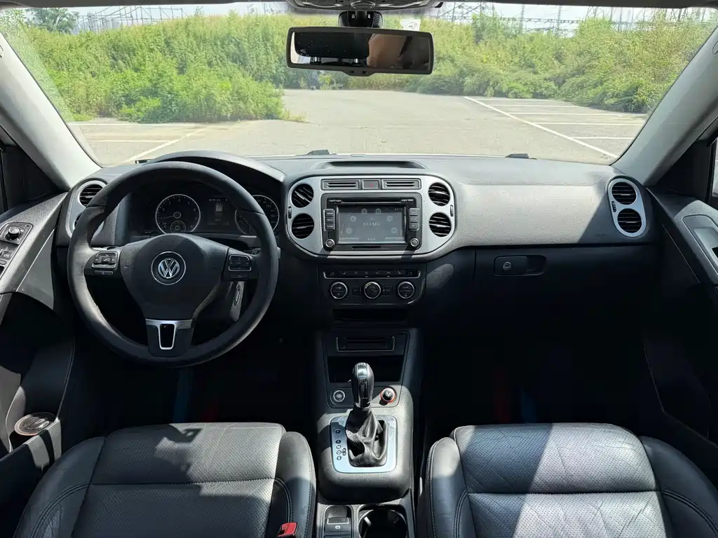 Volkswagen Tiguan — миниатюра 9