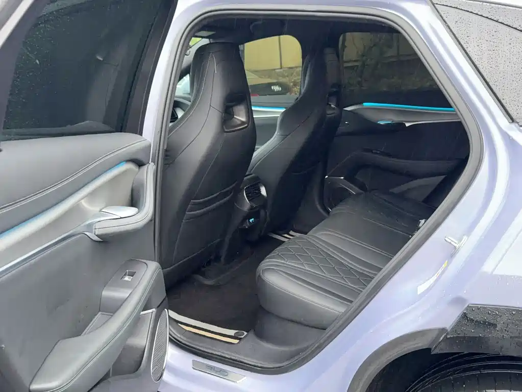 BYD Sealion 07 EV — миниатюра 5
