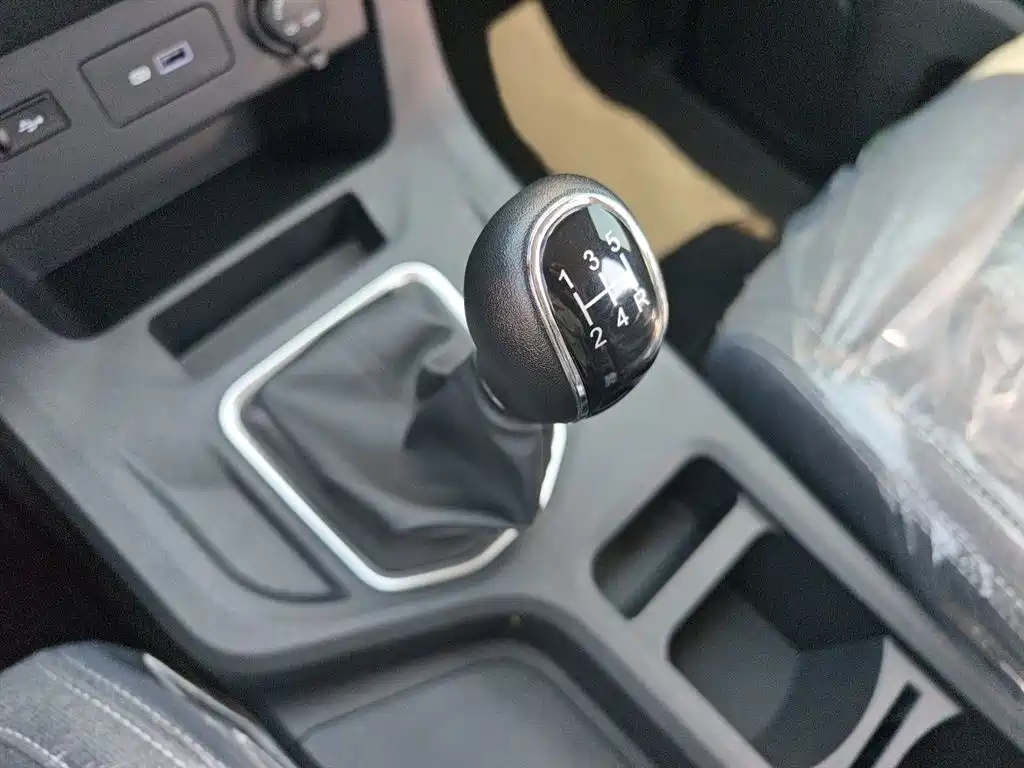 BAIC M7 2025 1.6L MT Comfort 5 мест