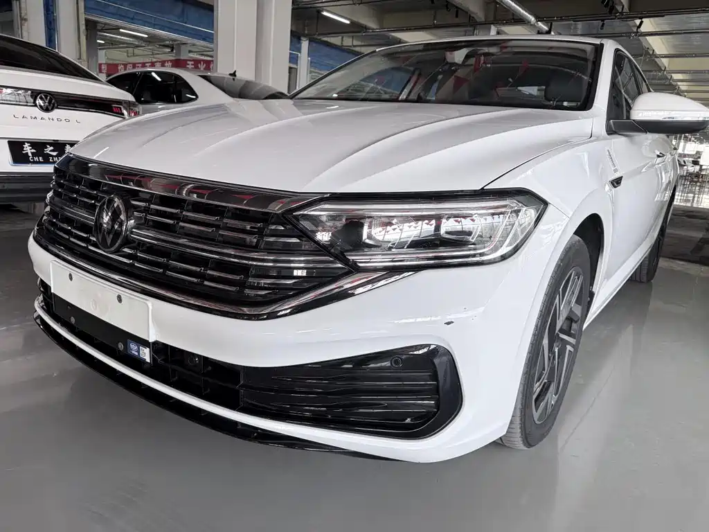 Volkswagen Sagitar 2023